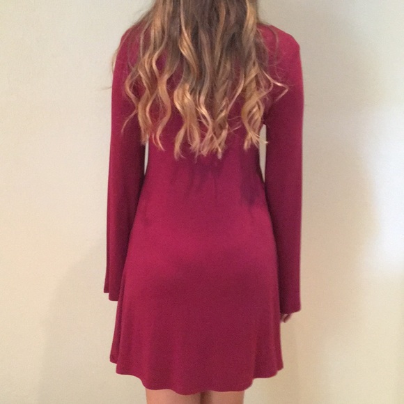 Forever 21 • Bell Sleeve Burgundy Dress - Picture 4 of 5